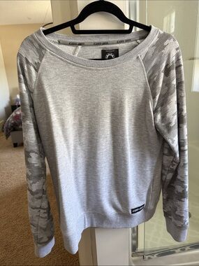 Women's Light Gray Pullover Sweatshirt with Camo Raglan Sleeves
